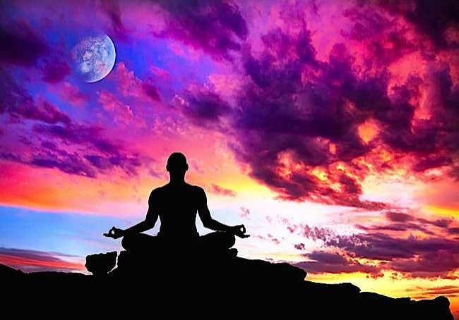 Buddha-Weekly-Solitary remote meditation-Buddhism Silent meditation can helps us feel the oneness with all. "Here we are sitting in silence without looking at each other but every single one of us feels more connected to each other."