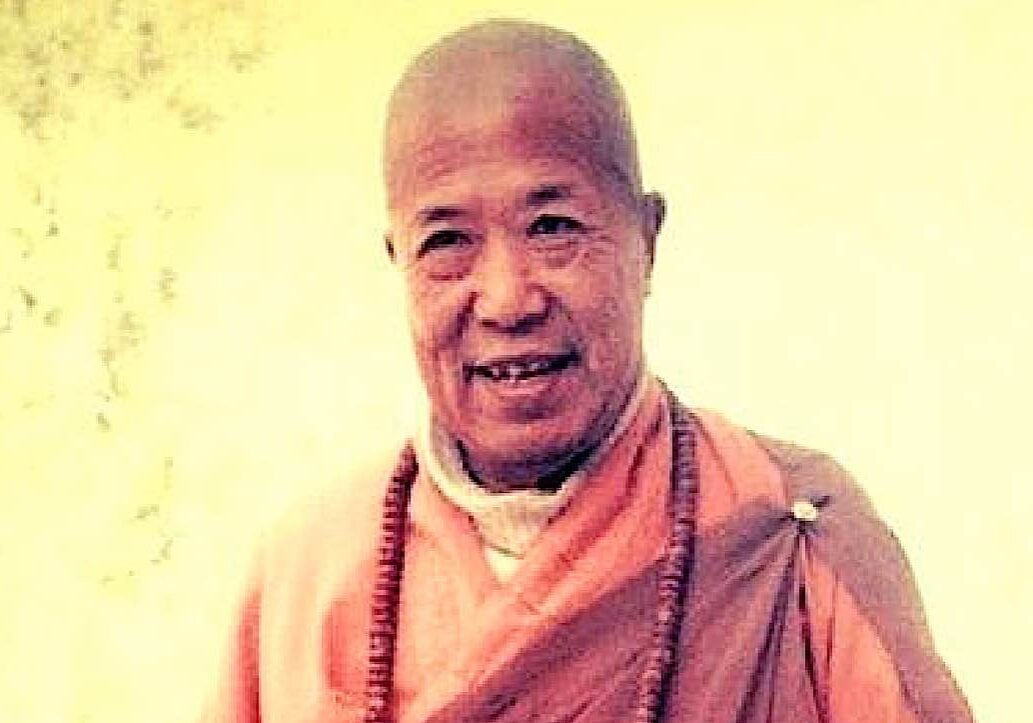 Buddha-Weekly-Venerable Master Hsuan Hua of City of 10000 Buddhas-Buddhism Venerable Master Hsuan Hua dedicated his life to translating Sutras.